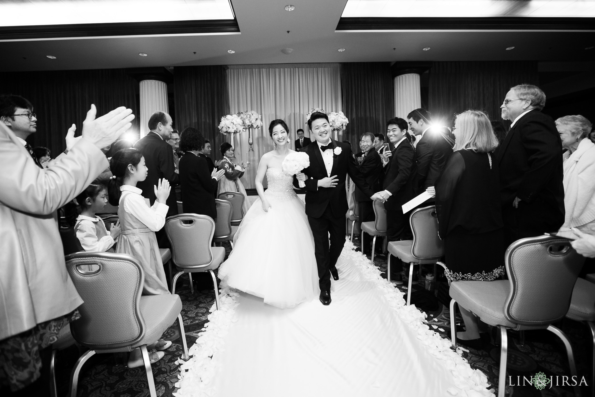 33-huntington-beach-hyatt-regency-korean-wedding-photography