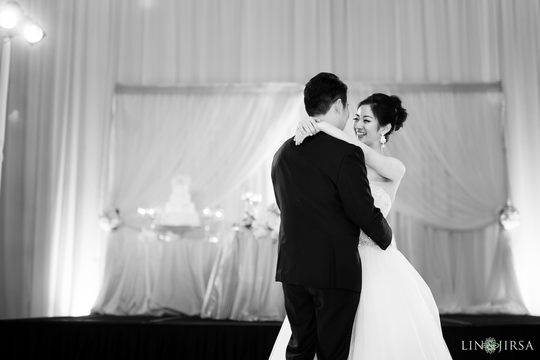 38-huntington-beach-hyatt-regency-korean-wedding-photography