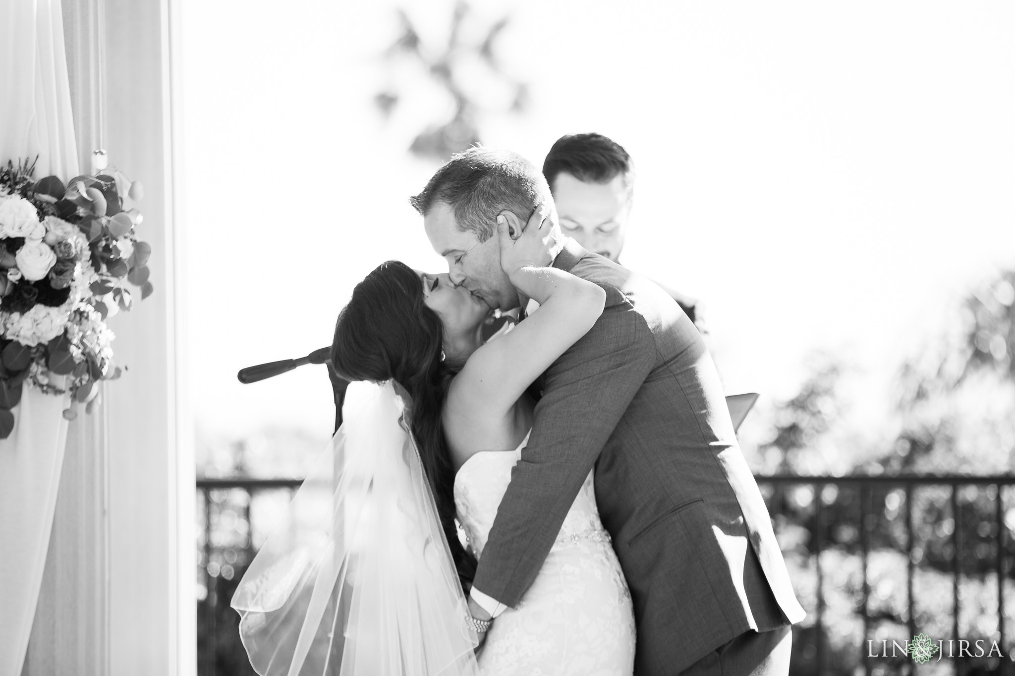 26-newport-beach-marriott-wedding-photography