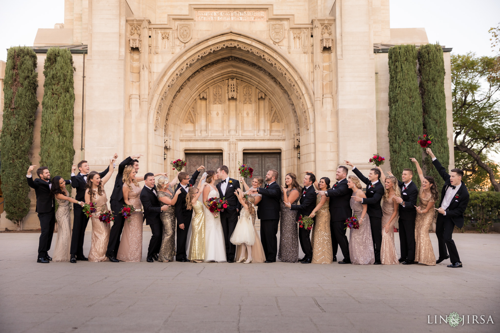 28 first congregational church los angeles wedding party photography