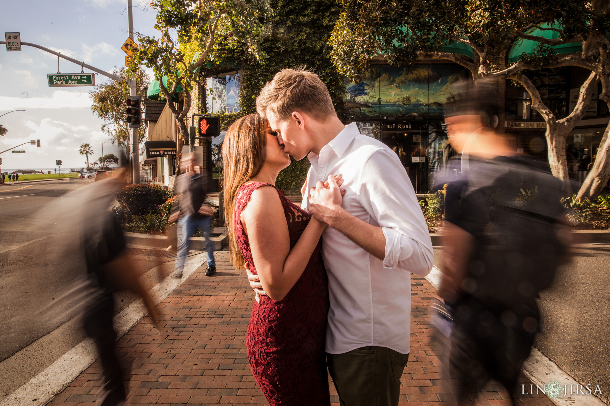 07 downtown laguna beach engagement photography