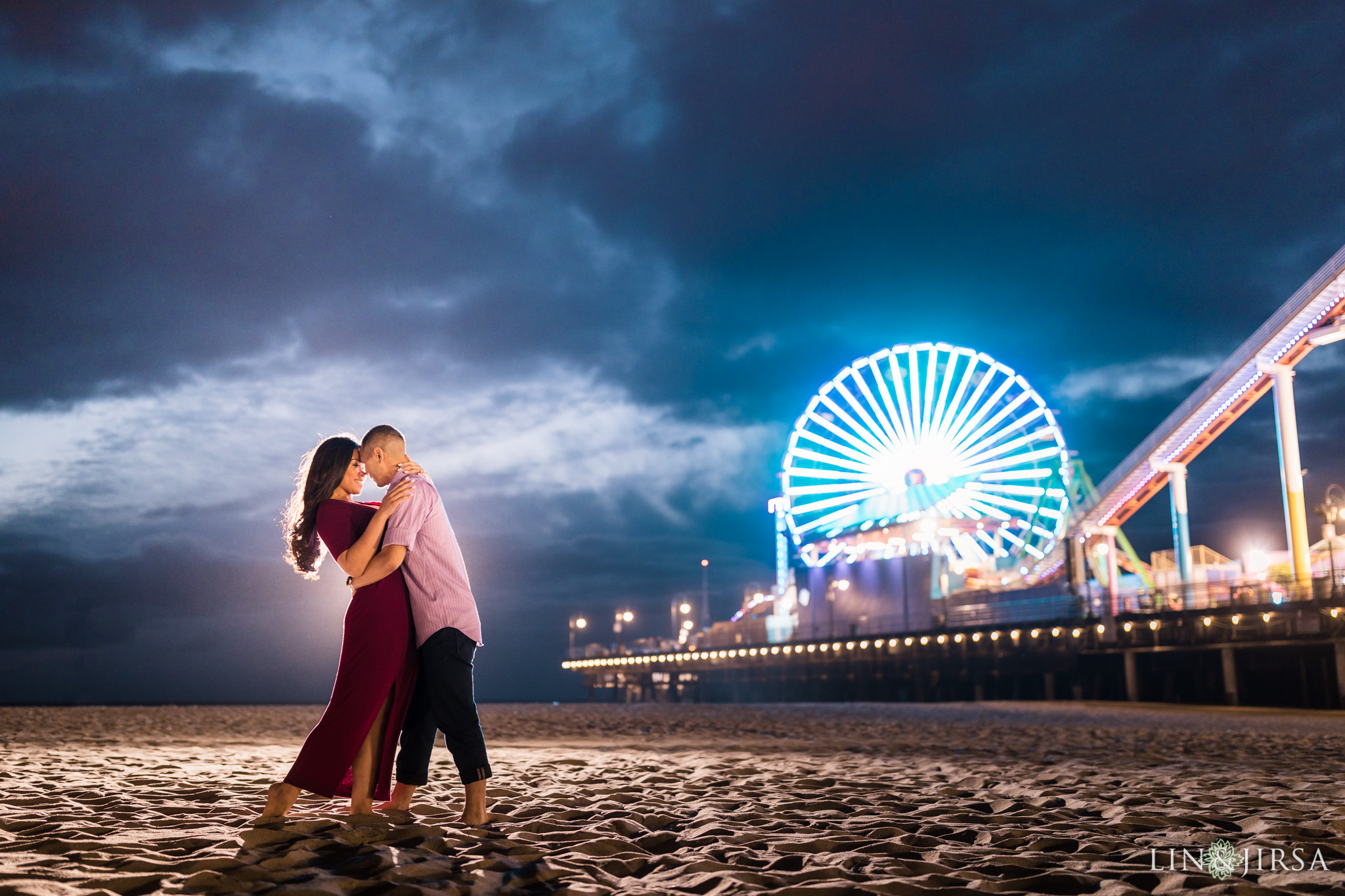 16 santa monica pier beach engagement photography