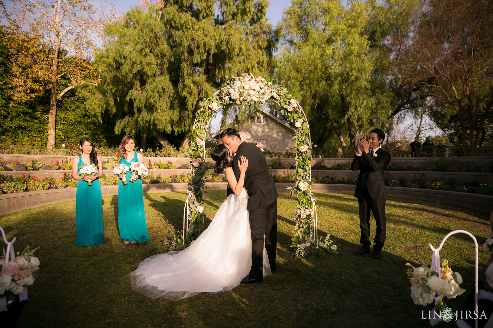 20 richard nixon library wedding ceremony photography