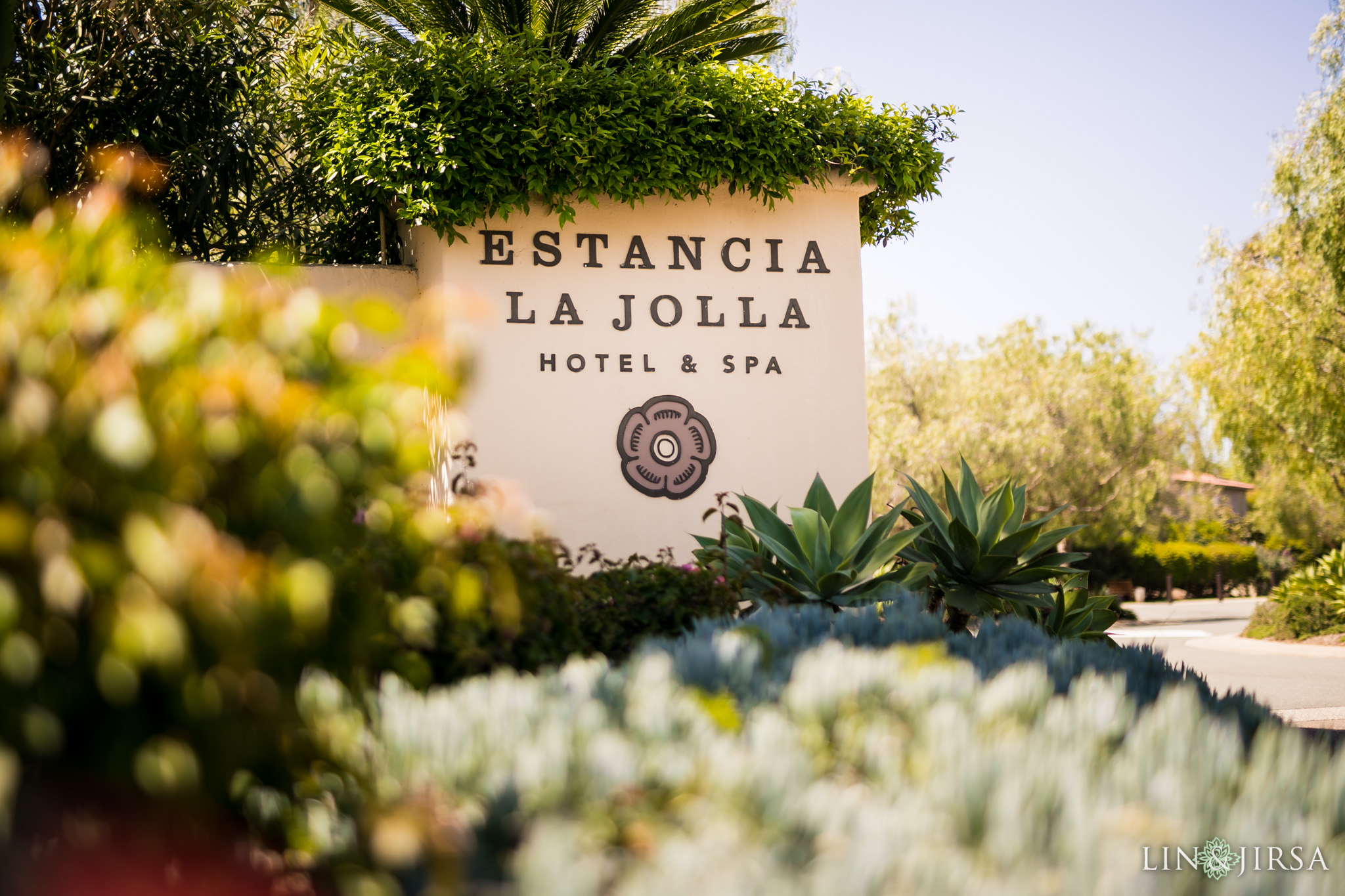 01 estancia la jolla hotel bride wedding photography