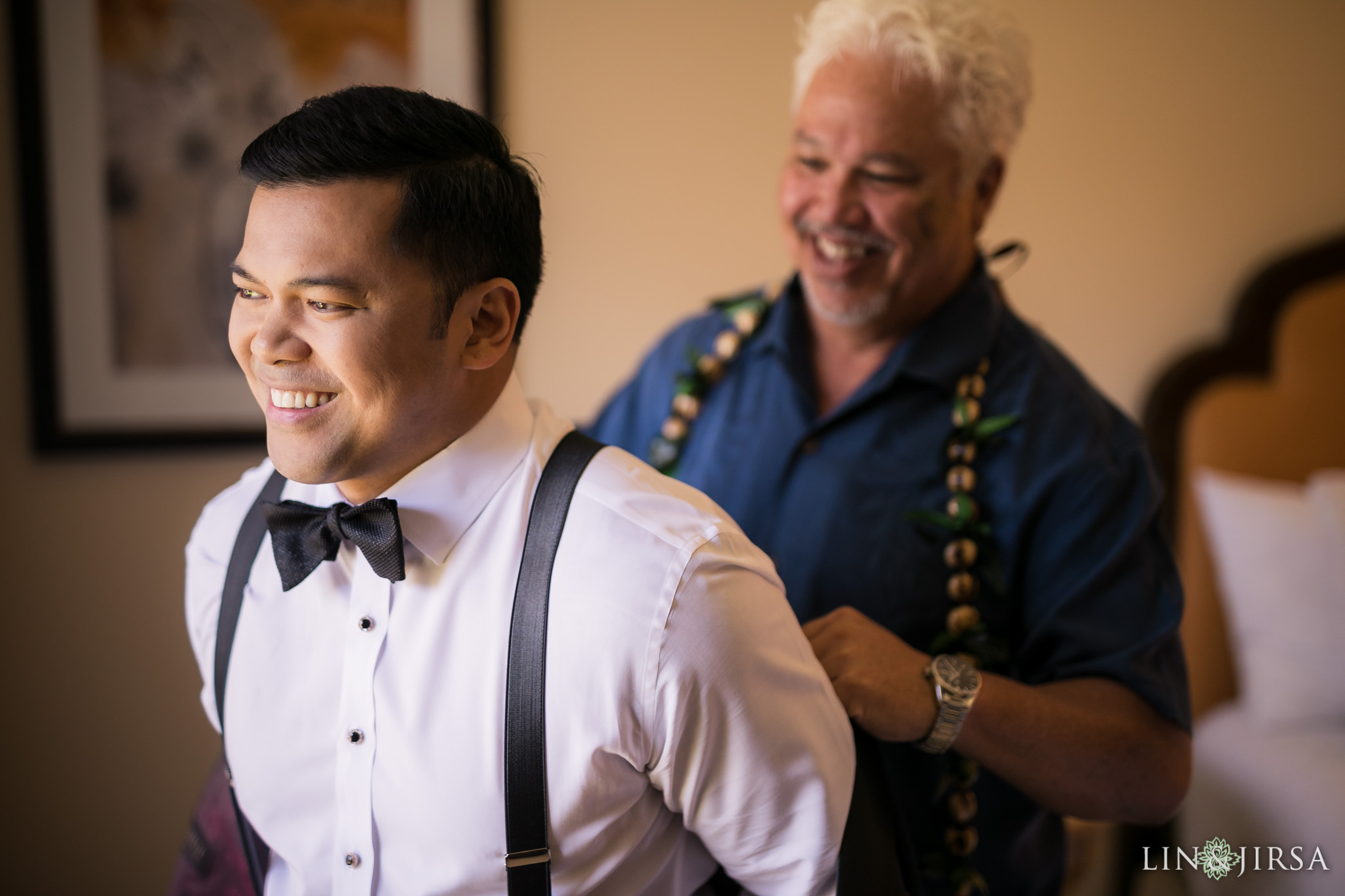 14 estancia la jolla hotel groom wedding photography