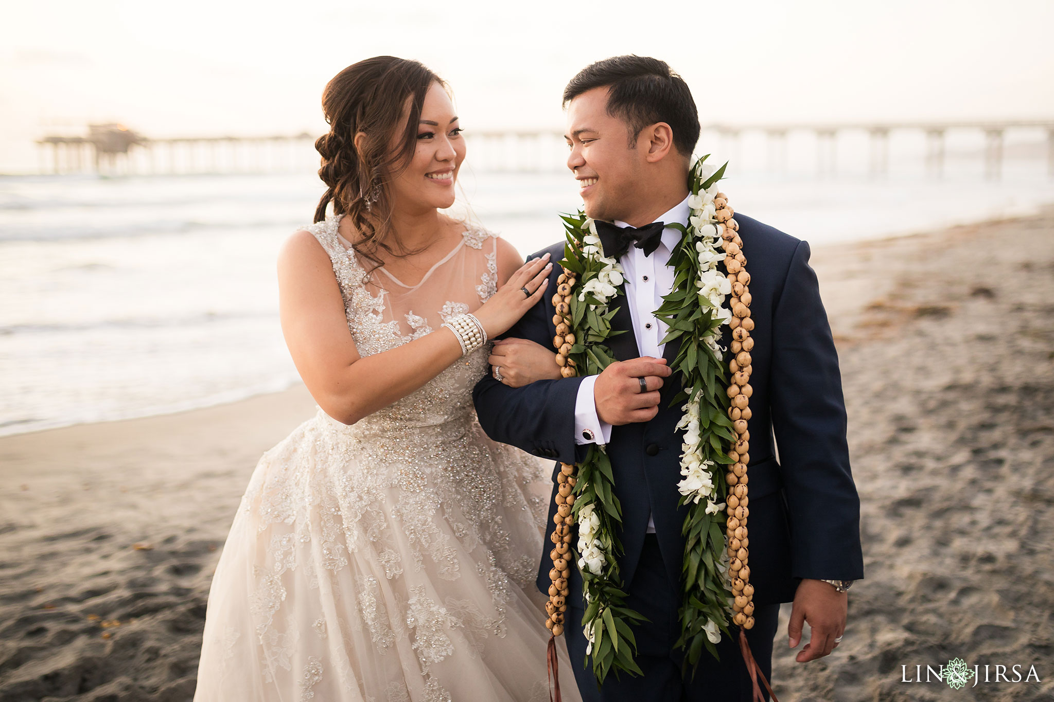 2 scripps seaside forum la jolla wedding reception photography