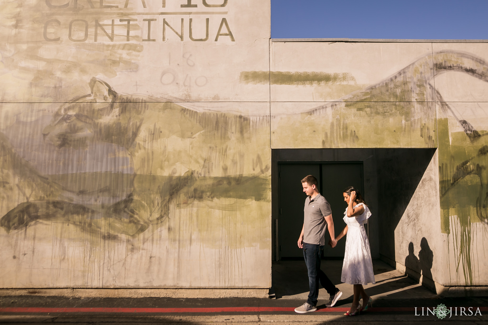 04 downtown laguna beach engagement photography