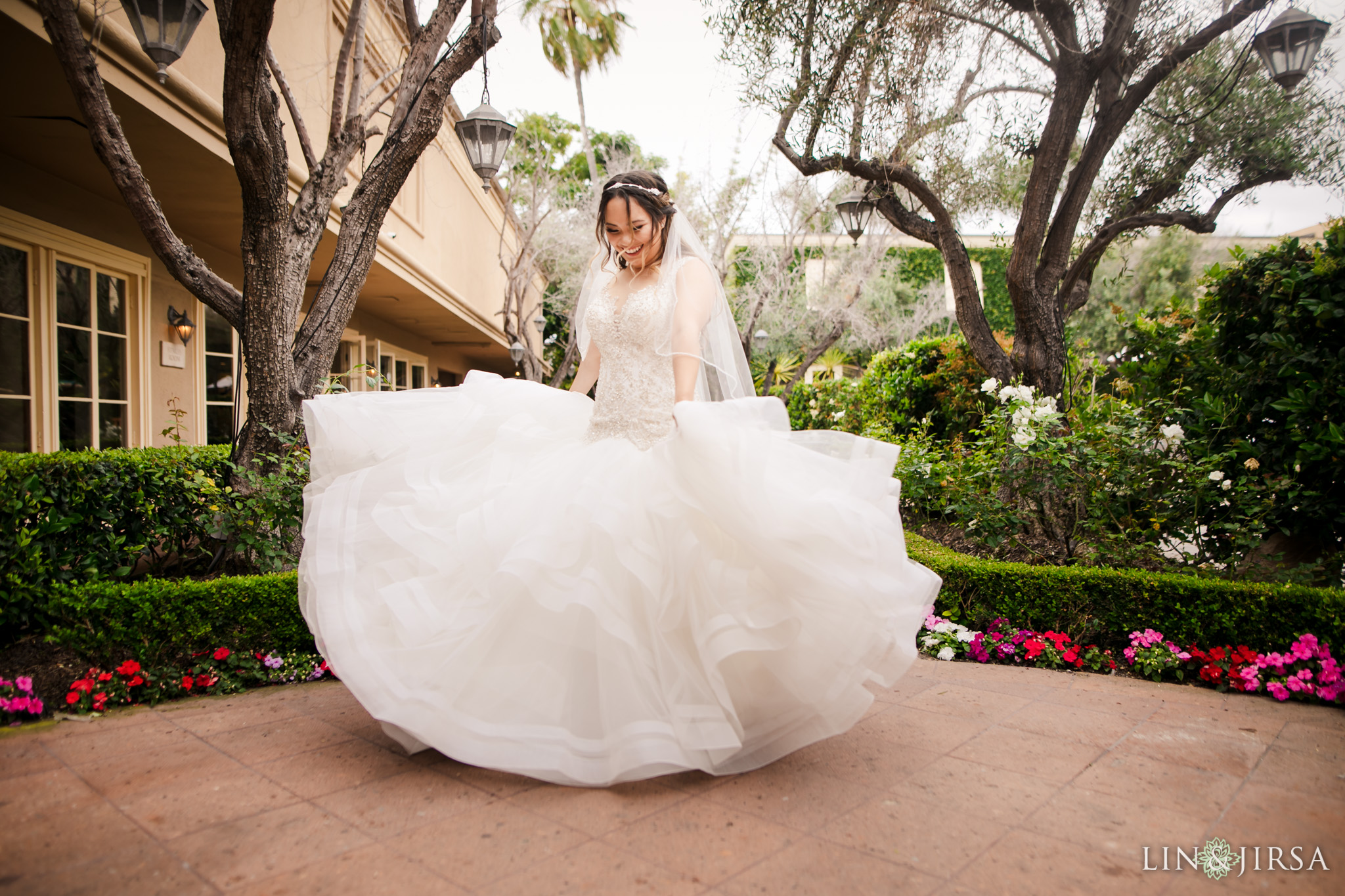 07 surf and sand resort laguna beach bride wedding photography