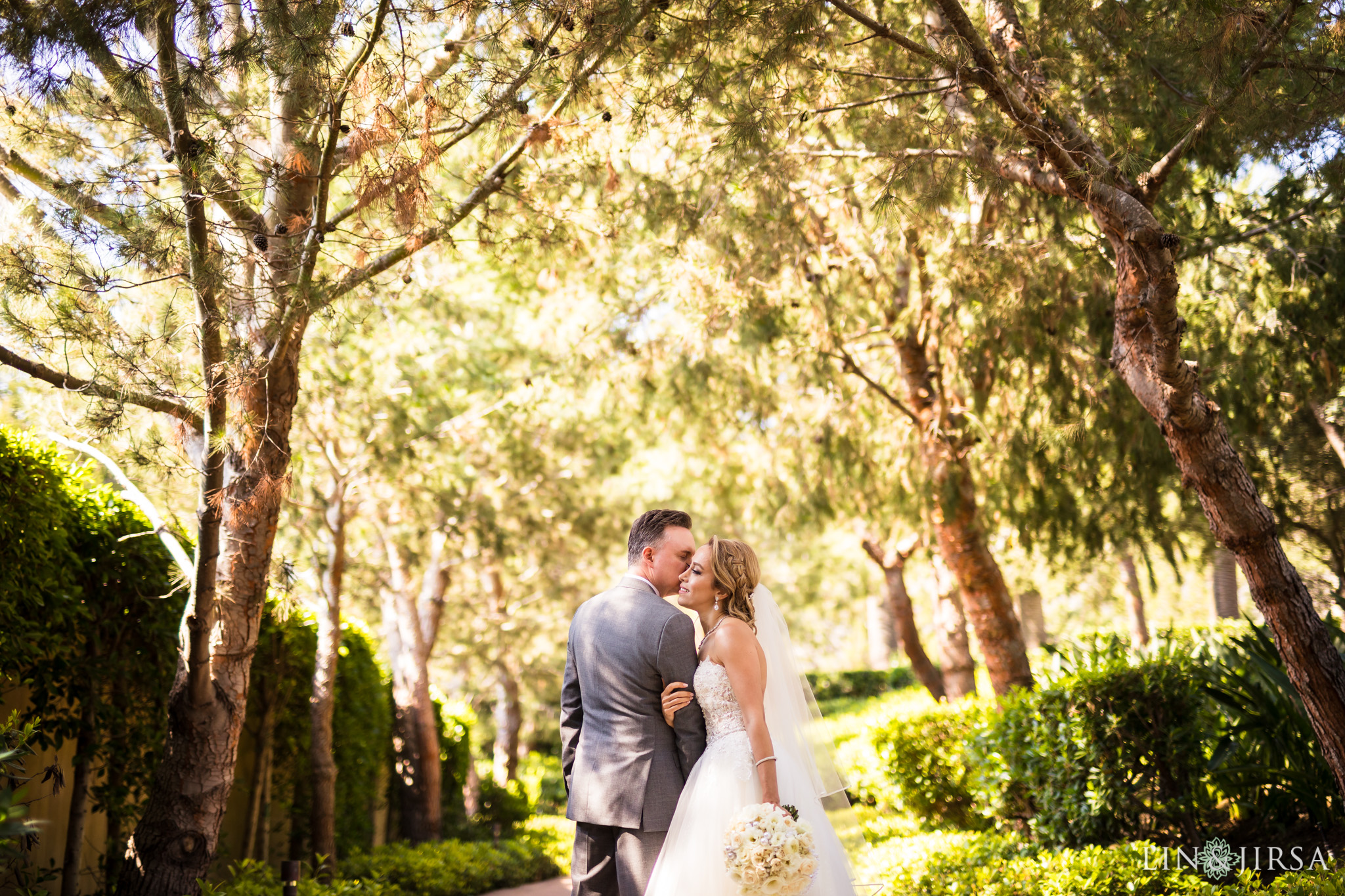 14 pelican hill resort newport coast wedding bride groom photography