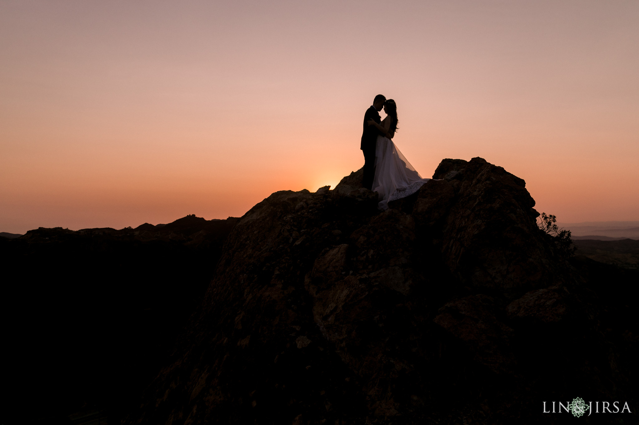 037 malibu rocky oaks filmic wedding photography