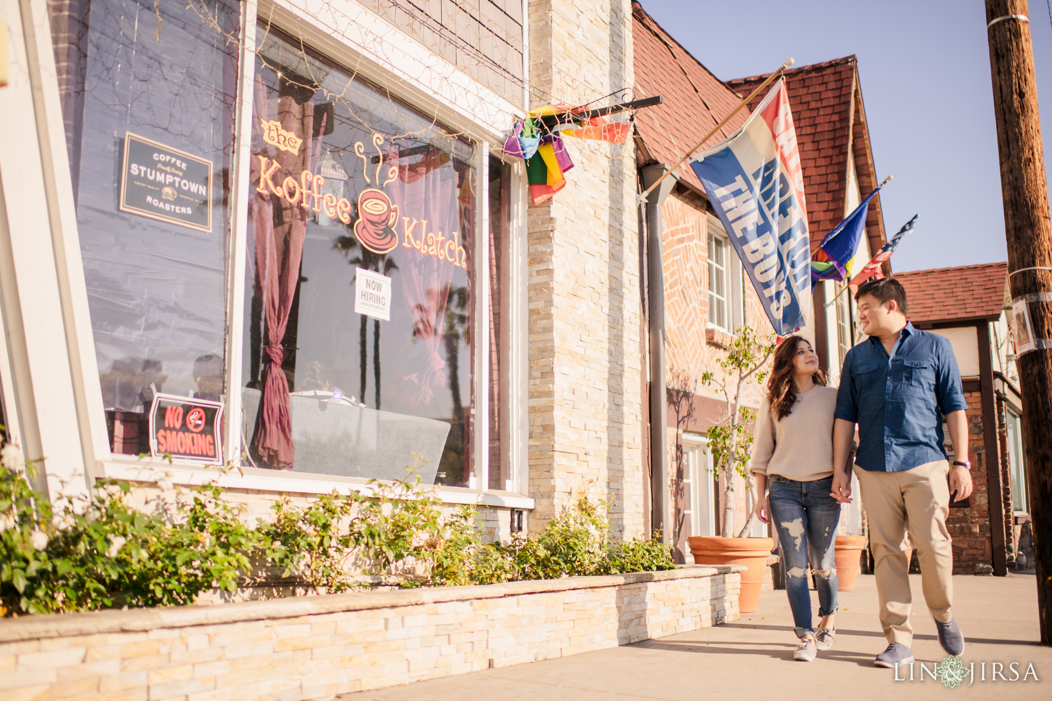 03 coffee klatch downtown laguna beach engagement photography