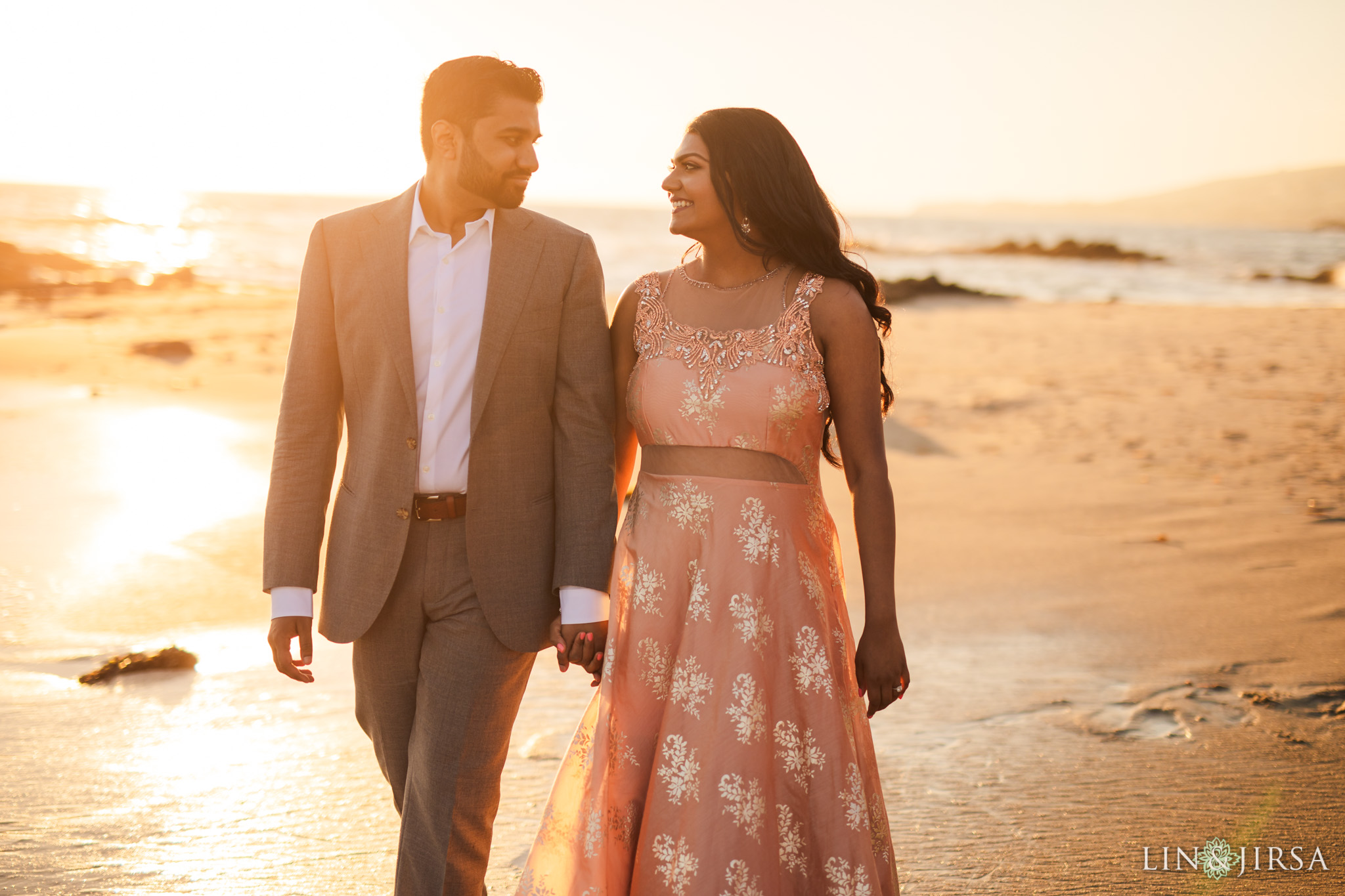 05 victoria beach indian couple engagement photography