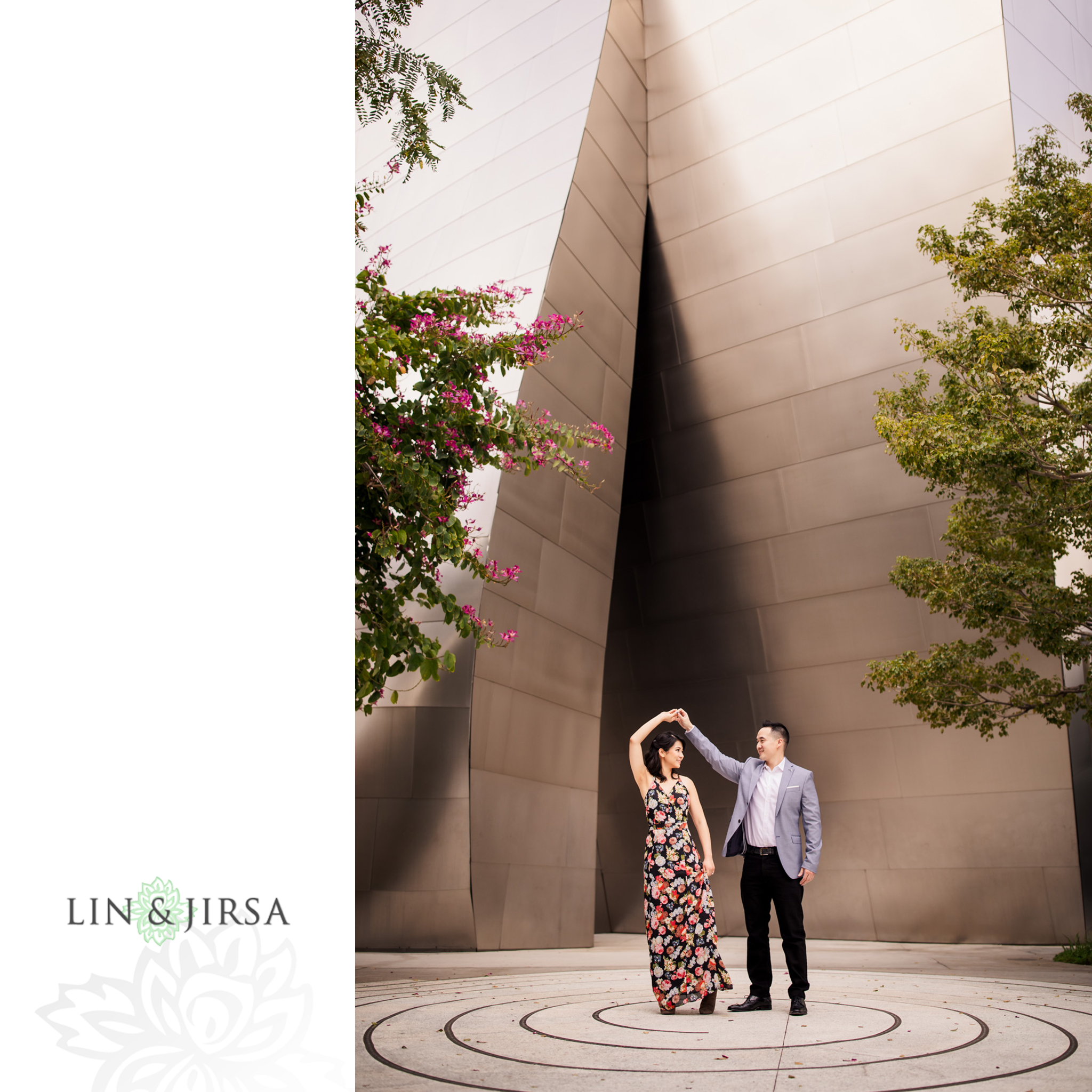 05 walt disney concert hall los angeles engagement photography