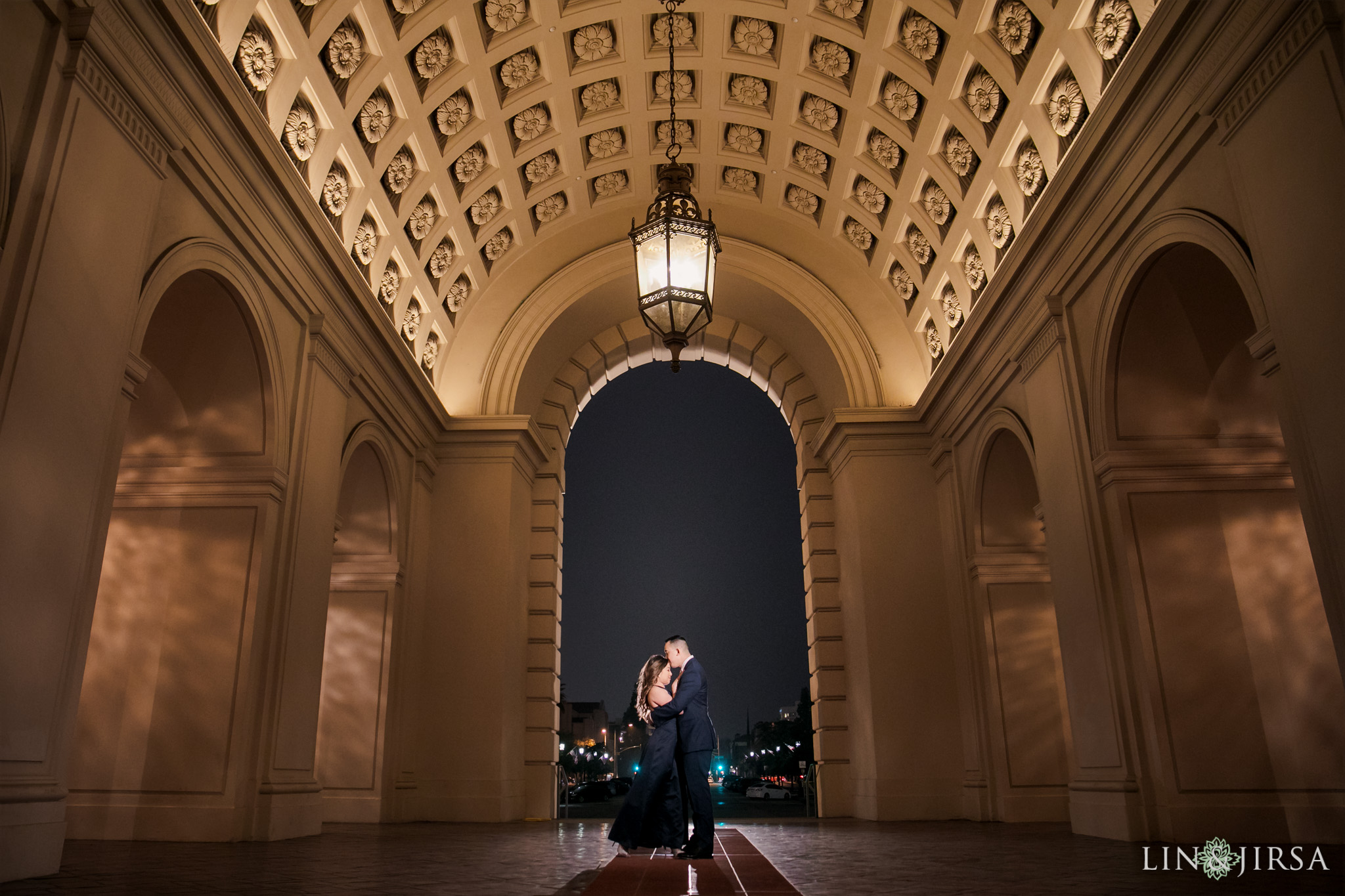 07 Pasadena City Hall Engagement Photography