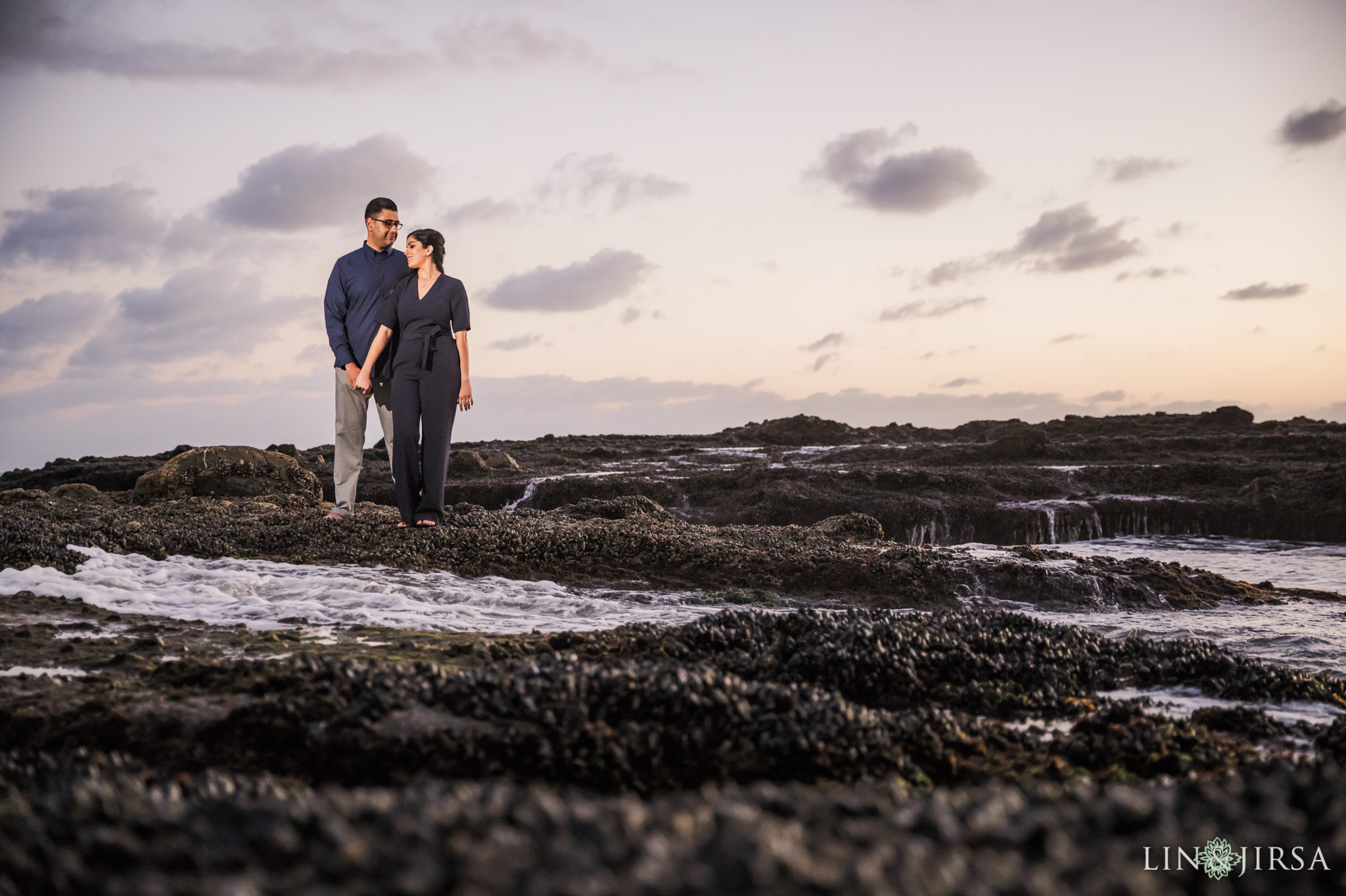 07 Victoria Beach Engagement Photography