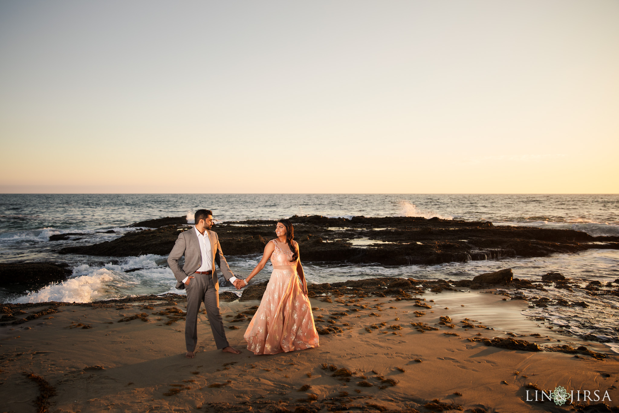 07 victoria beach indian couple engagement photography
