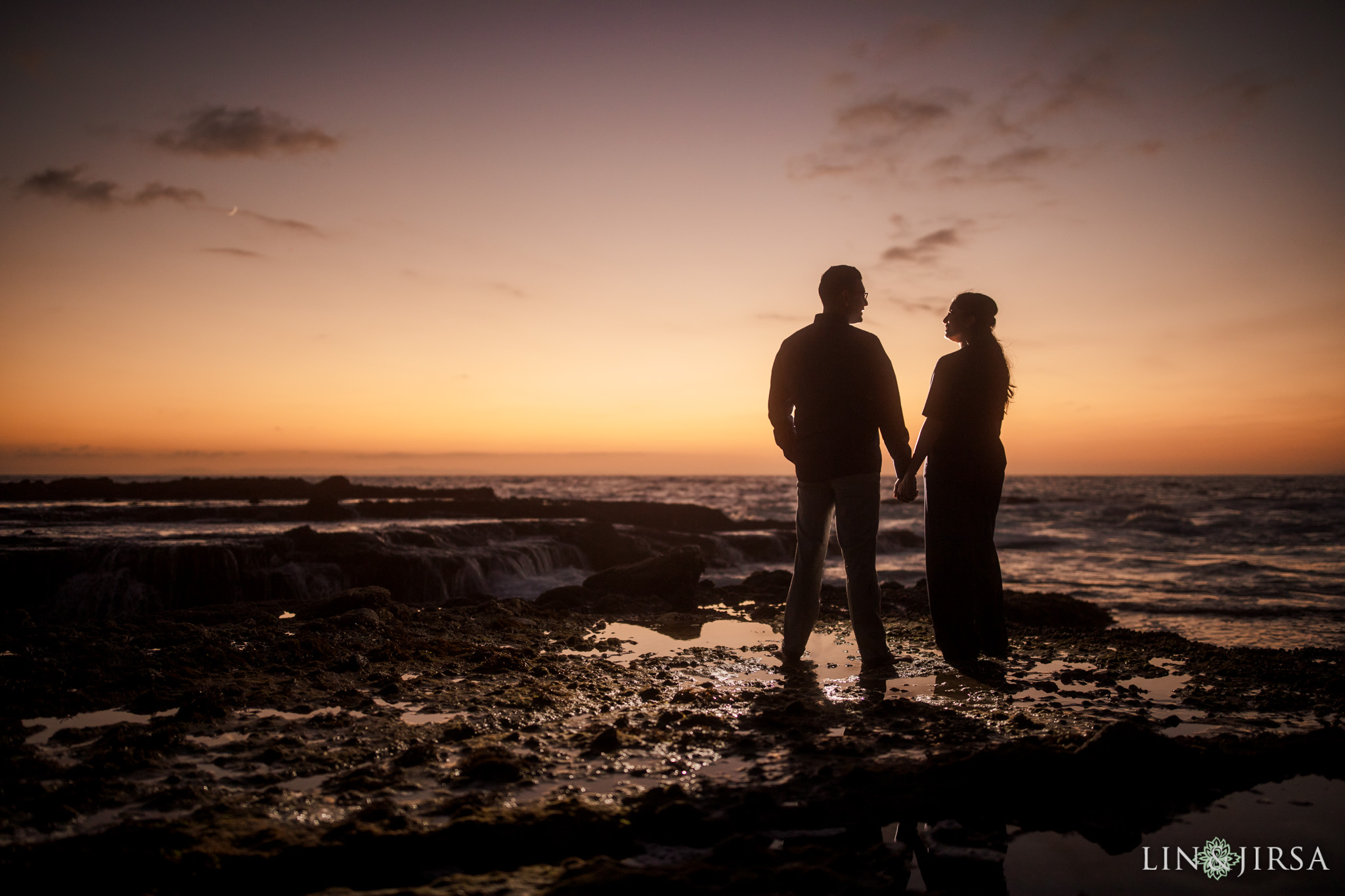 09 Victoria Beach Engagement Photography