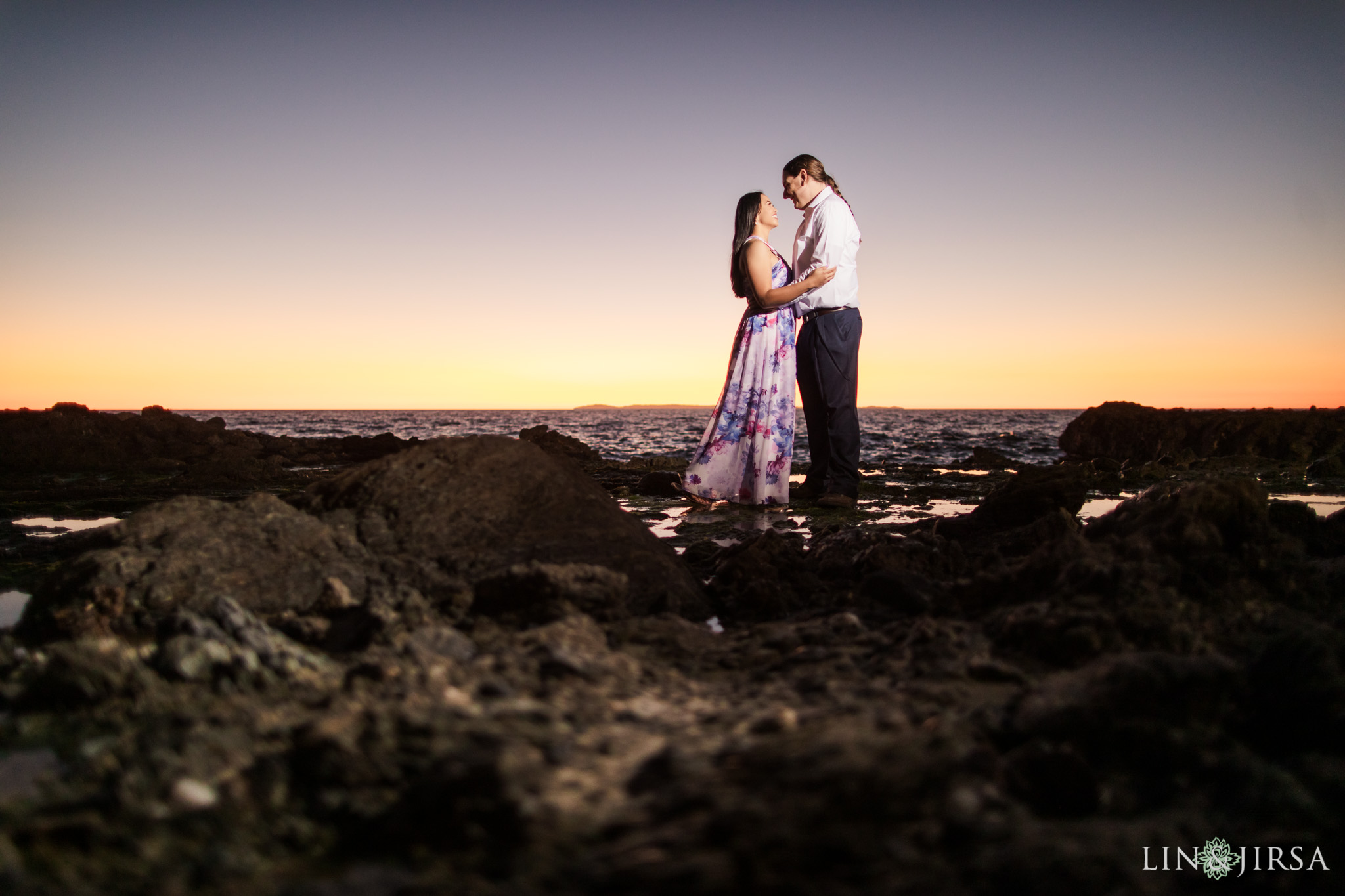 11 laguna beach sunset engagement photographer