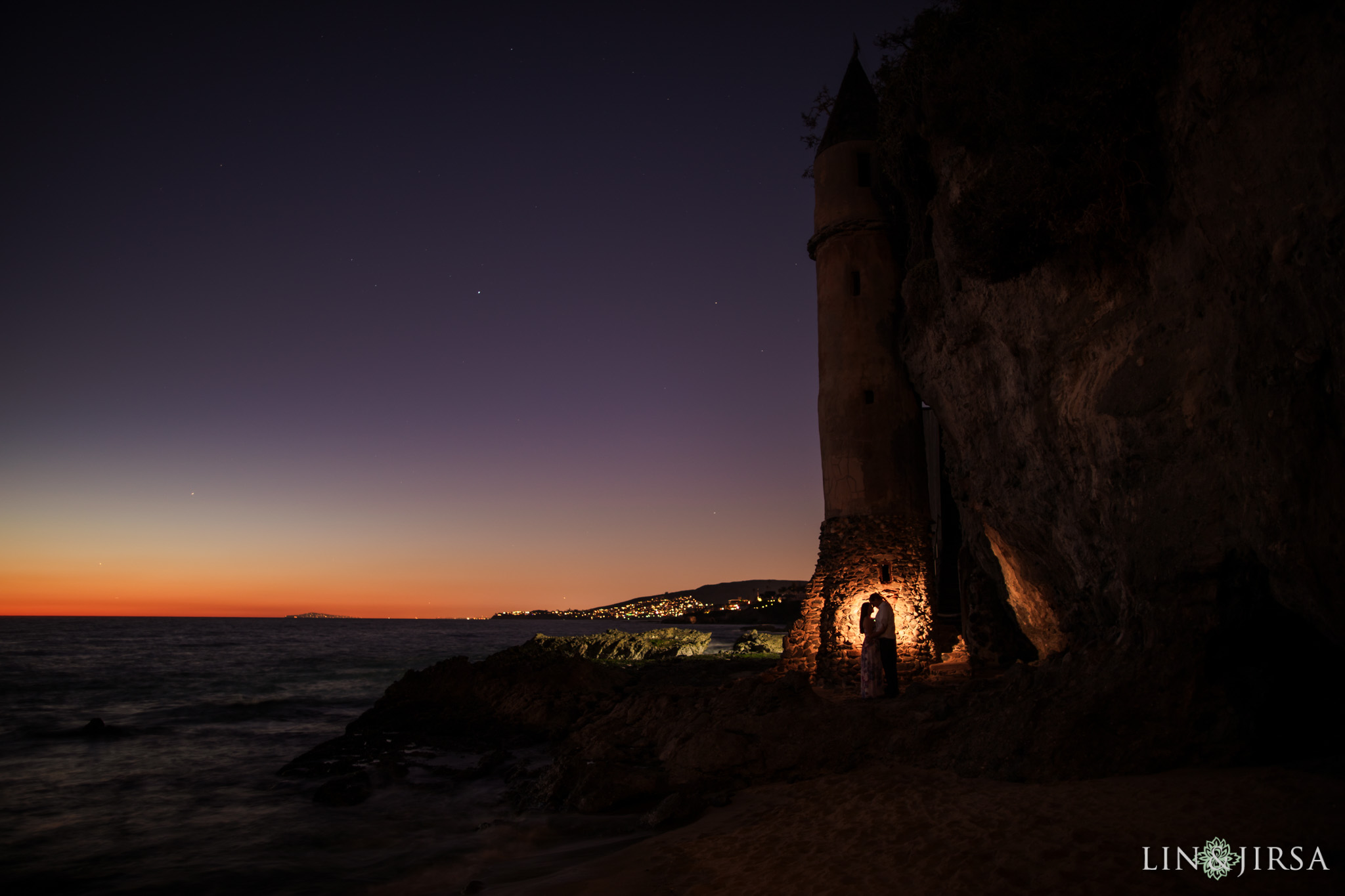 13 laguna beach sunset engagement photographer