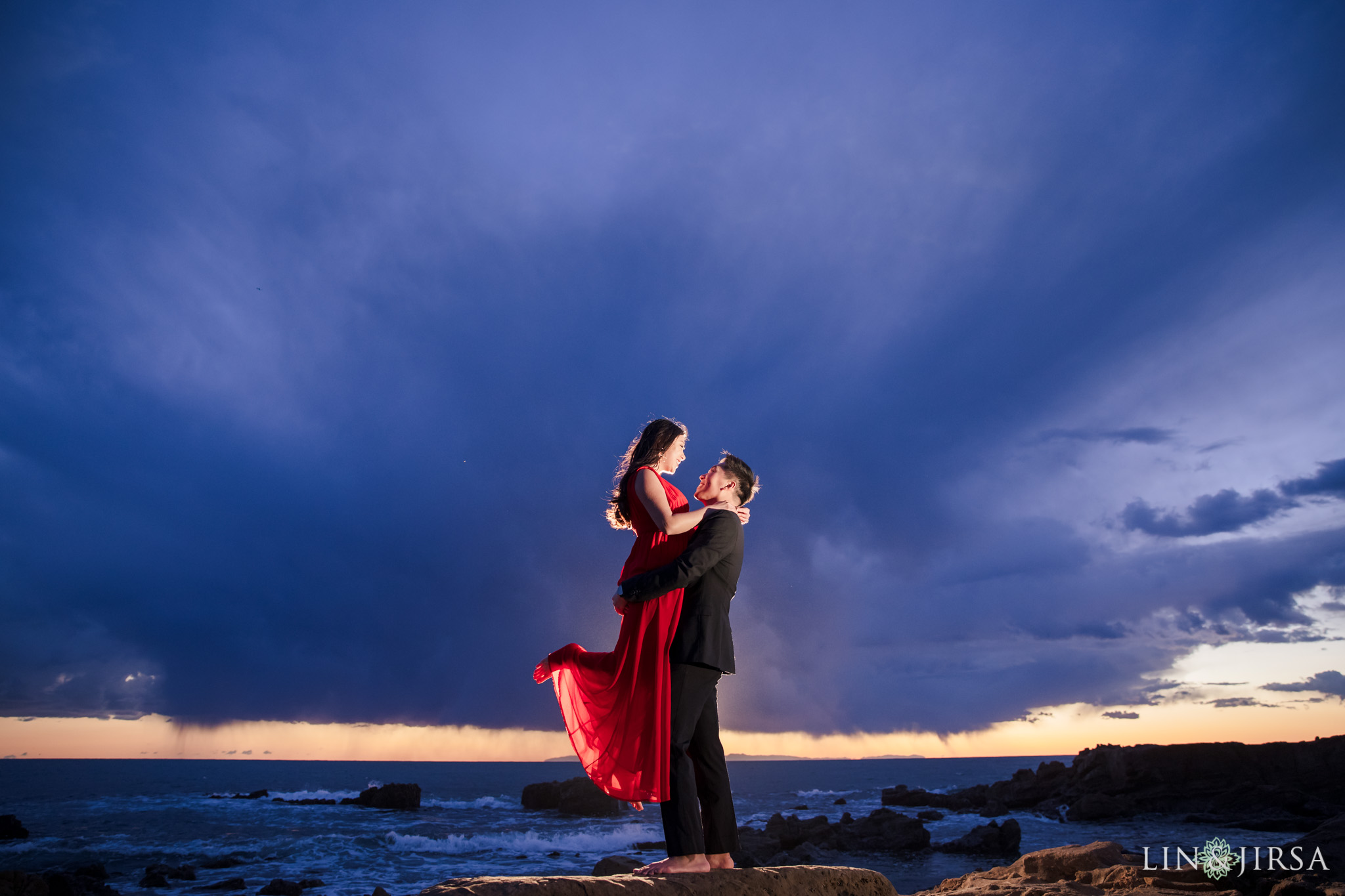 21 Heisler Park Laguna Beach Orange County Engagement Photography