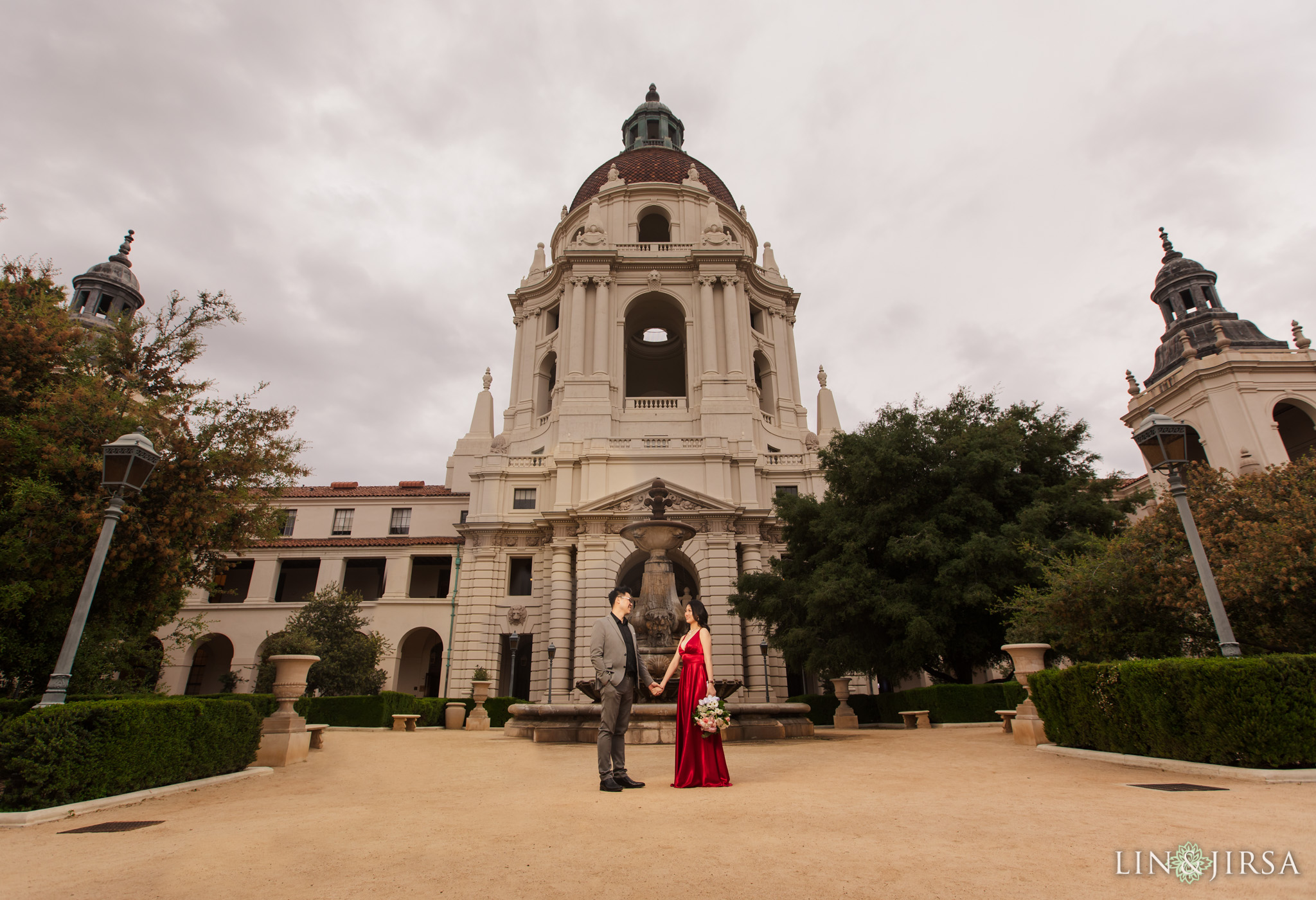 11 Pasadena City Hall Engagement Photography 1