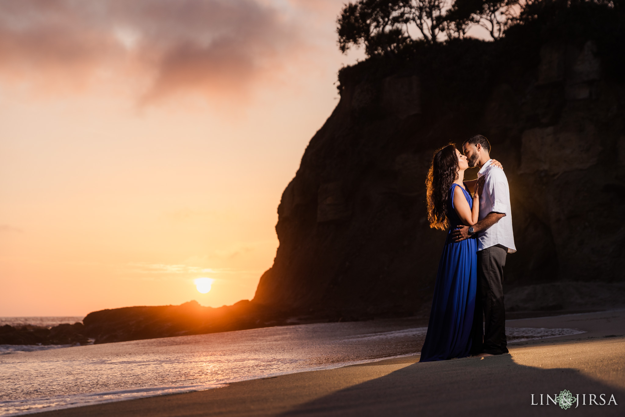 17 Victoria Beach Sunset Engagement Photographer