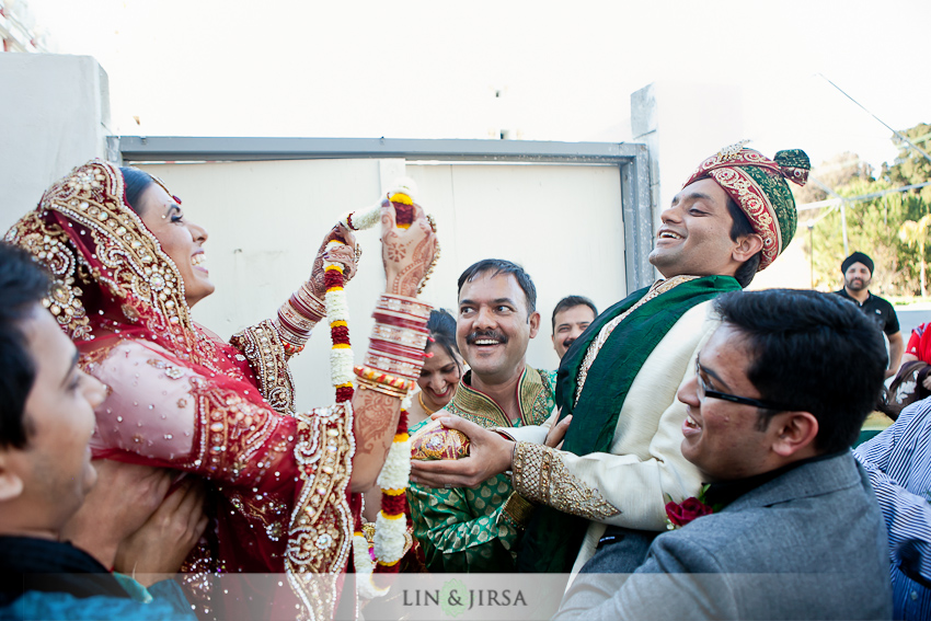 Https Www Linandjirsablog P 13292 Malibu Hindu Temple 21 Calabasas Malibu Hindu Temple Wedding Jpg