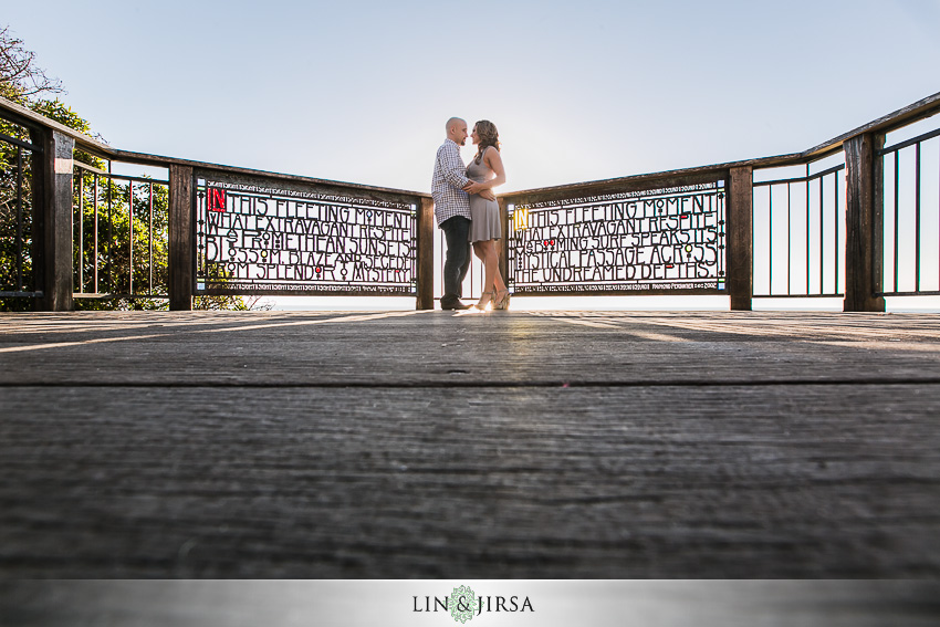 03-laguna-beach-engagement-photos