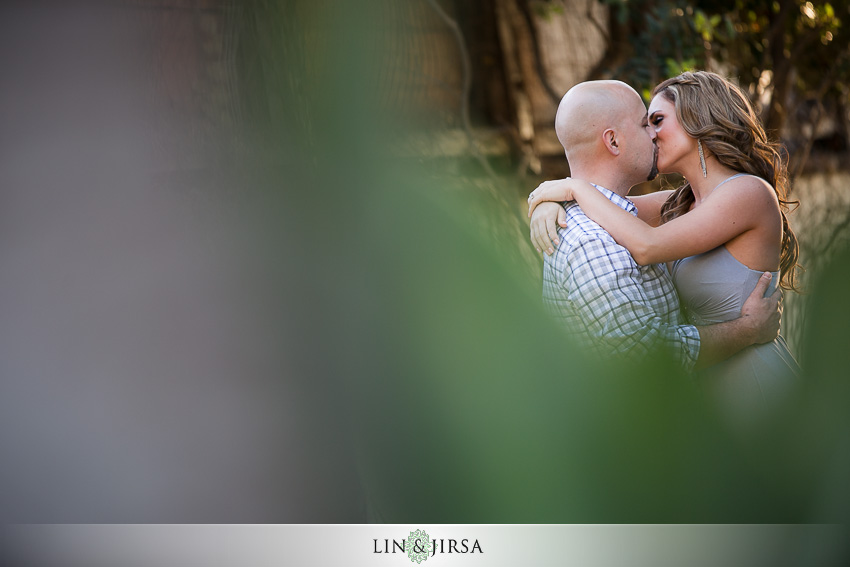 04-laguna-beach-engagement-photos
