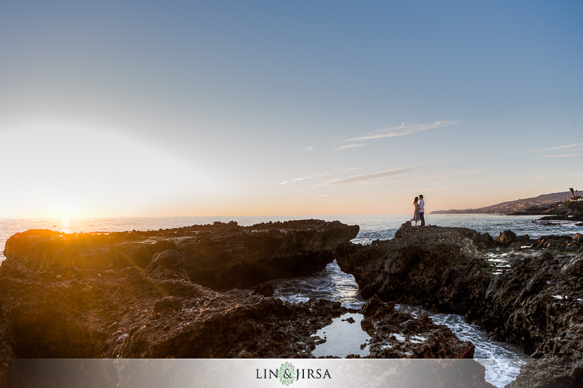 08-laguna-beach-engagement-photos