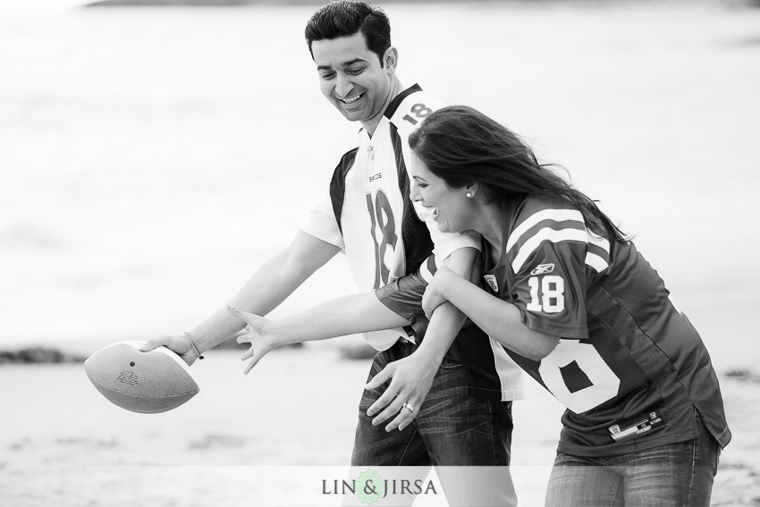 02-fun-engagement-photos
