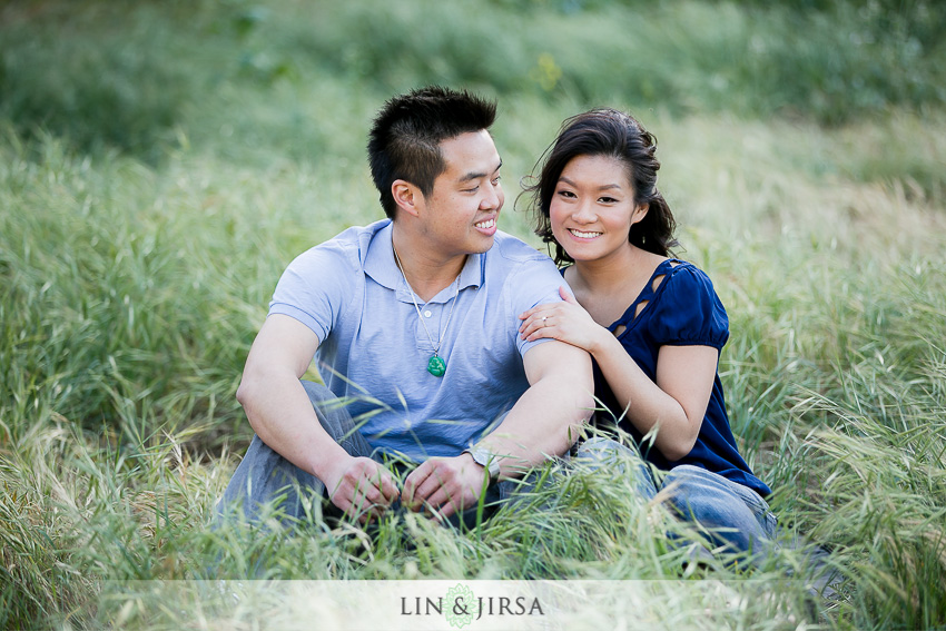 04-fun-engagement-photos