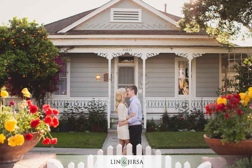 05-mission-san-juan-capistrano-engagement-photos
