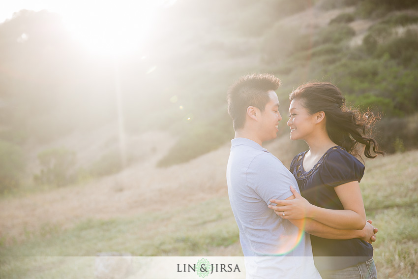 06-fun-engagement-photos