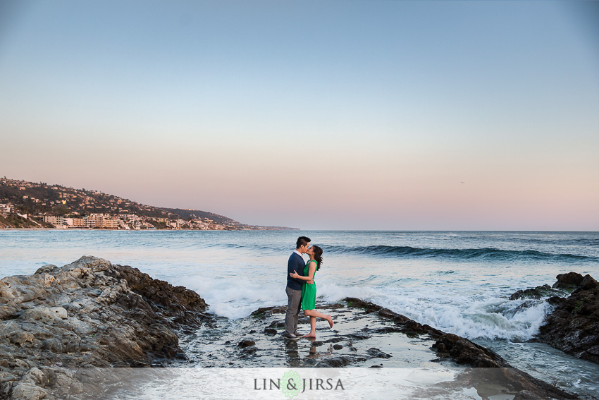 07-fun-engagement-photos