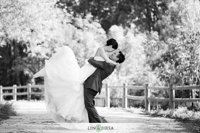 19-crowne-plaza-resort-anaheim-garden-grove-wedding-photographer