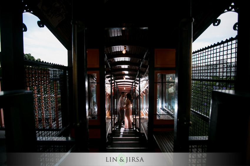 01-griffith-observatory-los-angeles-engagement-photographer