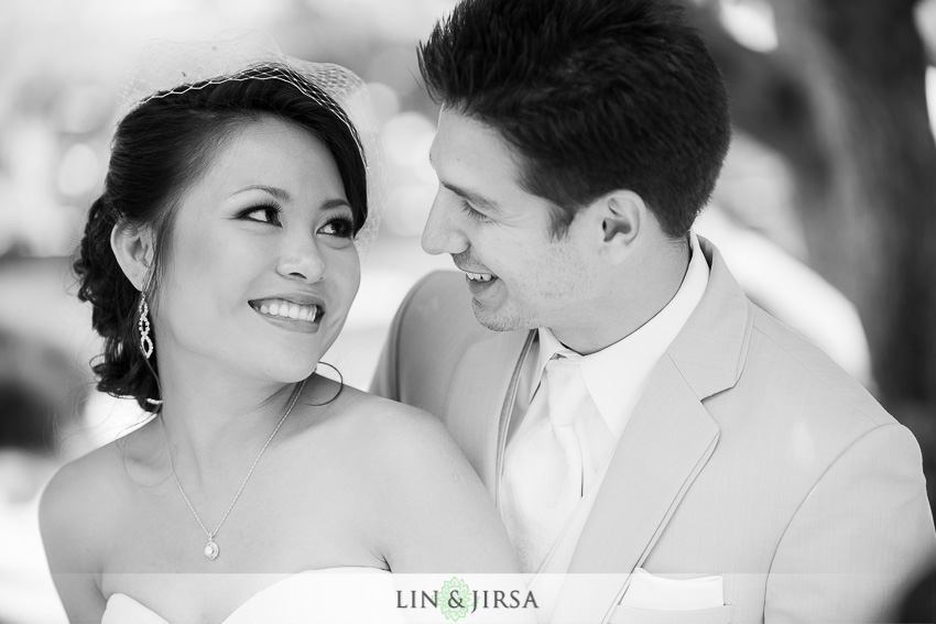07-the-villa-westminster-wedding-photographer-wedding-bouquet