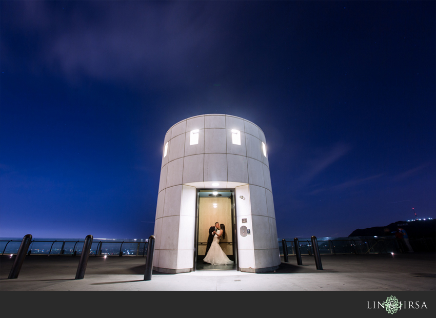 12-griffith-observatory-los-angeles-engagement-photographer