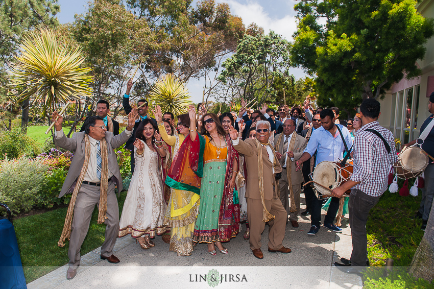 12-ritz-carlton-laguna-niguel-indian-wedding-photographer-mandap