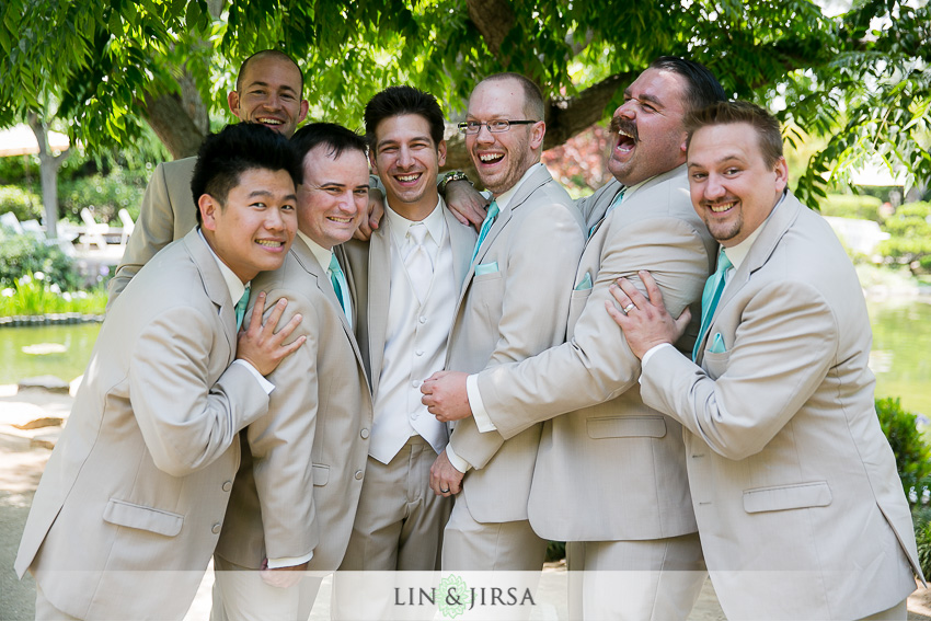 16-the-villa-westminster-wedding-photographer-wedding-bouquet