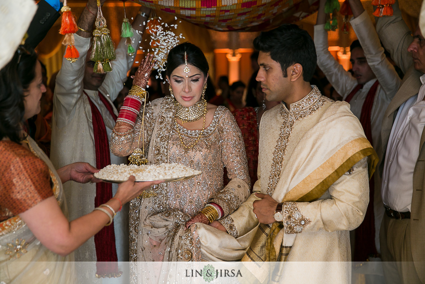 23-ritz-carlton-laguna-niguel-indian-wedding-photographer-mandap