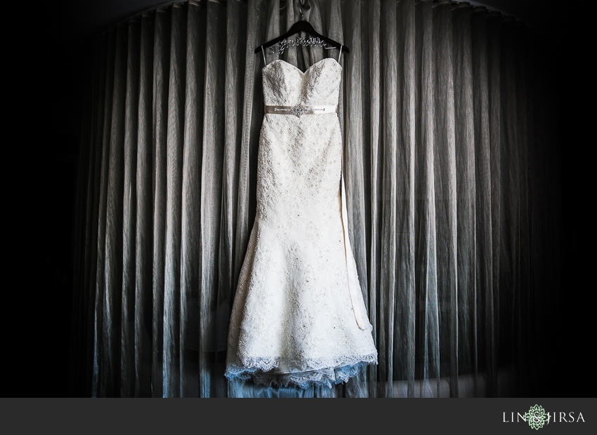 01-taglyan-cultural-complex-wedding-photographer-wedding-dress