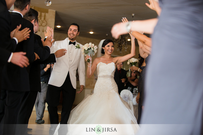 18-royal-vista-wedding-photographer-grand-entrance