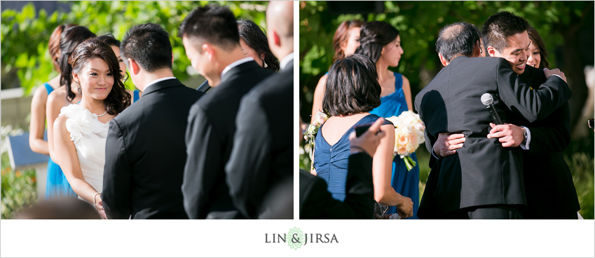17-walt-disney-concert-hall-los-angeles-wedding-photographer-outdoor-wedding-ceremony