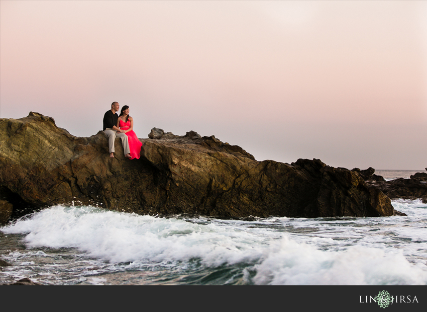 11-fun-sunset-orange-county-engagement-photos