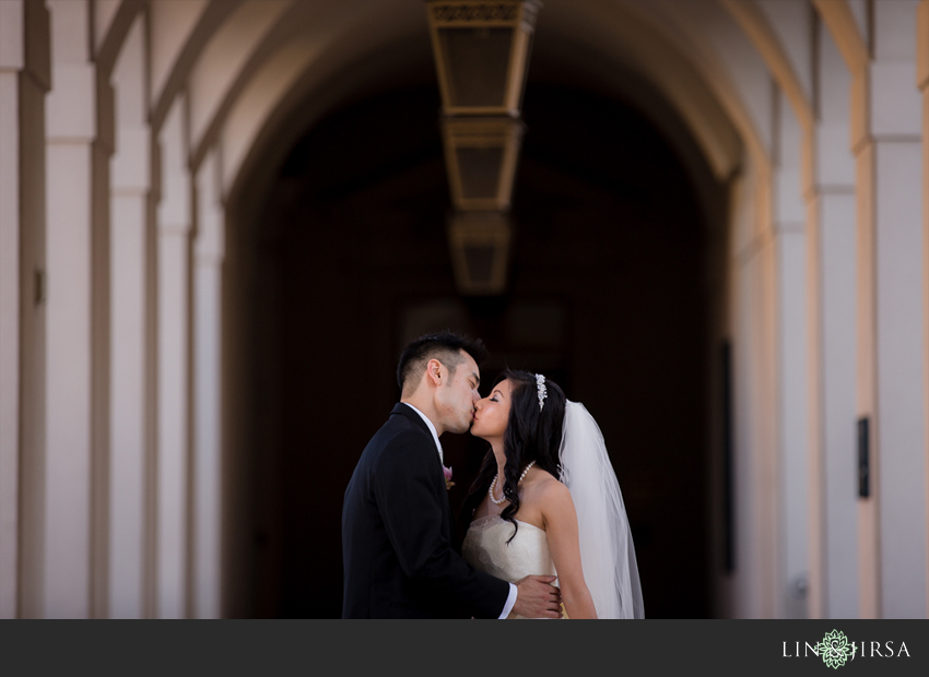 16-the-langham-huntington-pasadena-wedding-photography-bride-and-groom-portrait