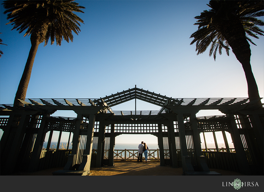02-santa-monica-engagement-photography