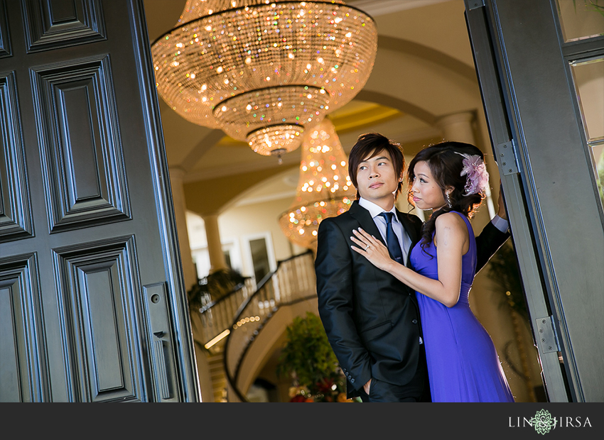 02-victoria-beach-orange-county-engagement-photographer