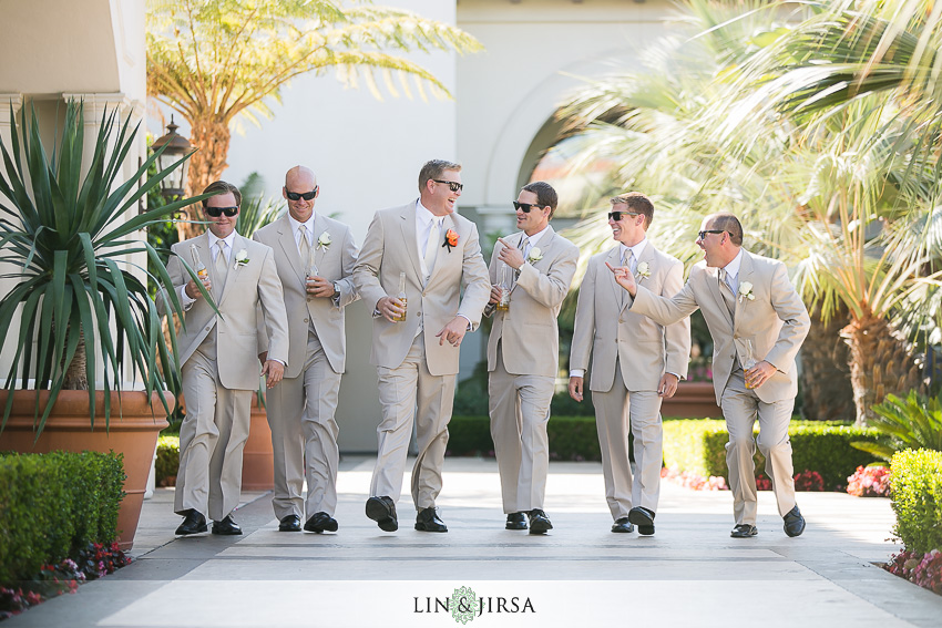 10-st-regis-laguna-beach-wedding-photographer-groom-and-groomsmen